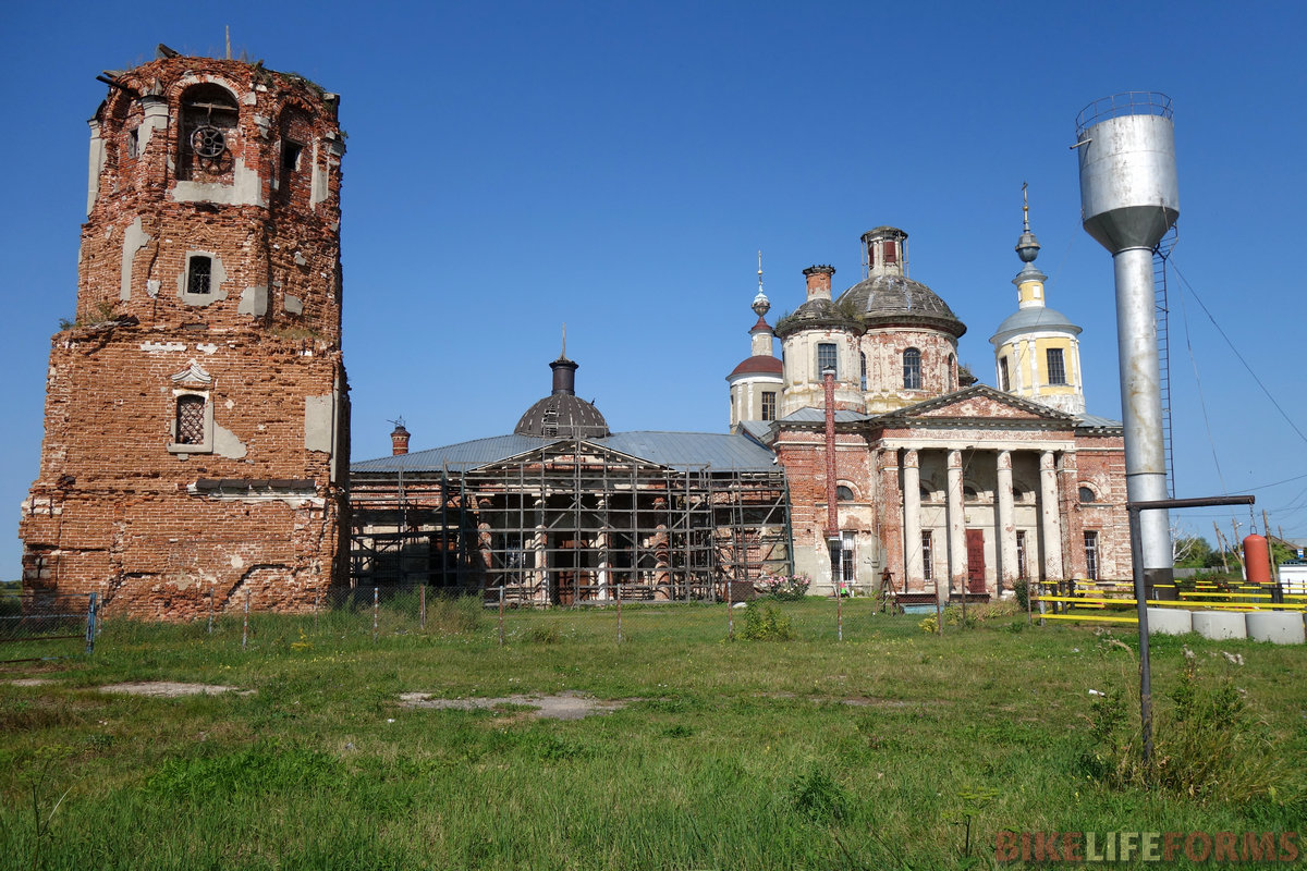 развалины в селе Ловцы